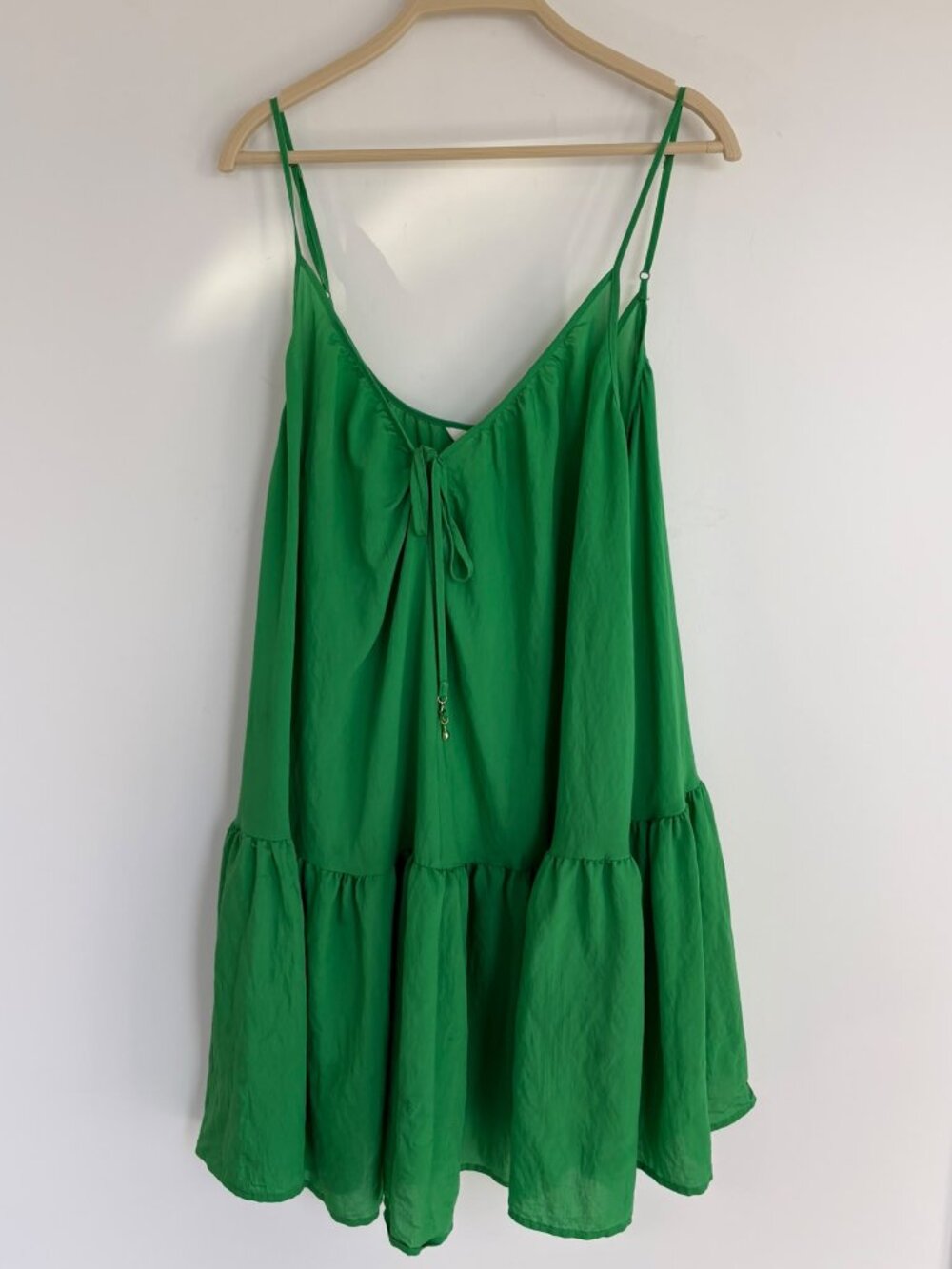 H&M Green Tiered Tie-Back Mini Dress – Size M